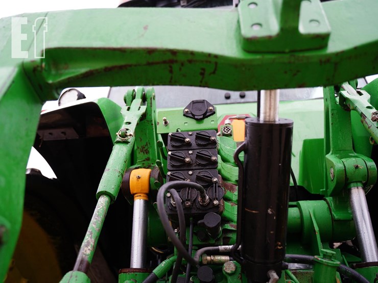 1997-john-deere-8400t-image-25