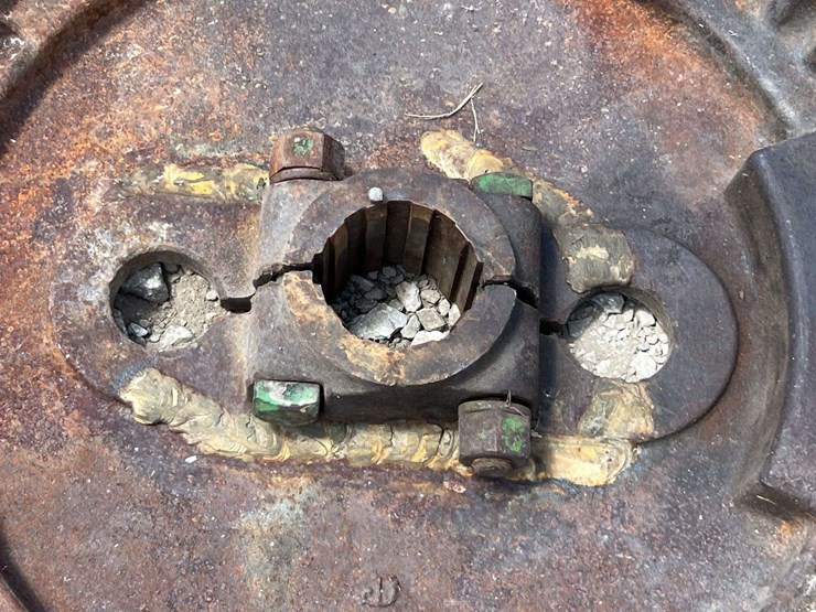 john-deere-model-g-flywheel-image-8