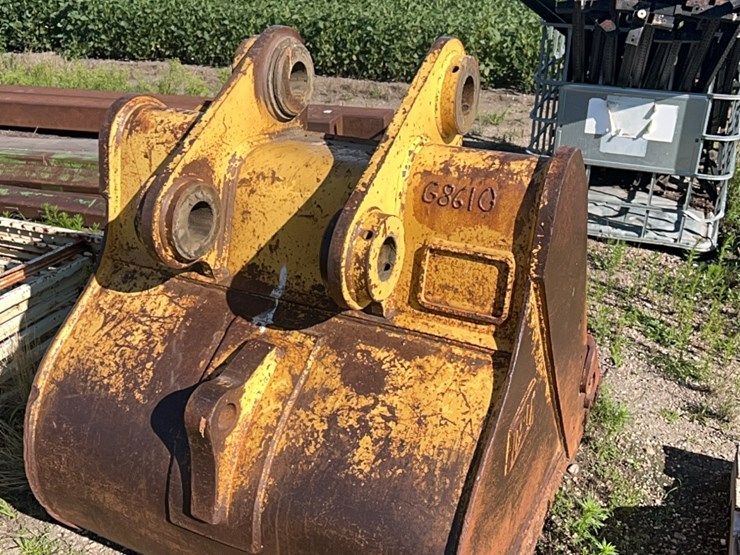 caterpillar-320-image-54