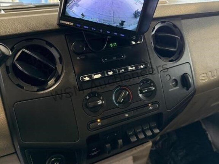 2008-ford-f550-image-18