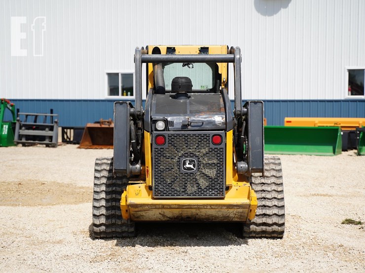 2015-deere-333e-image-6