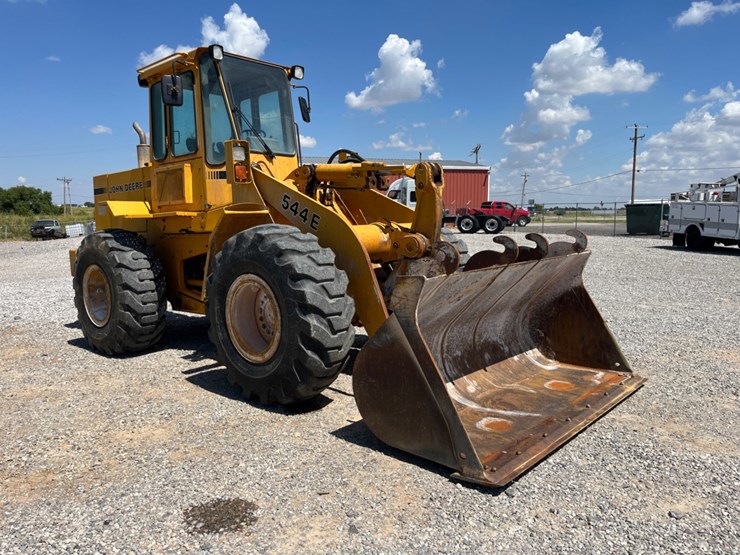 1992-deere-544e-image-3