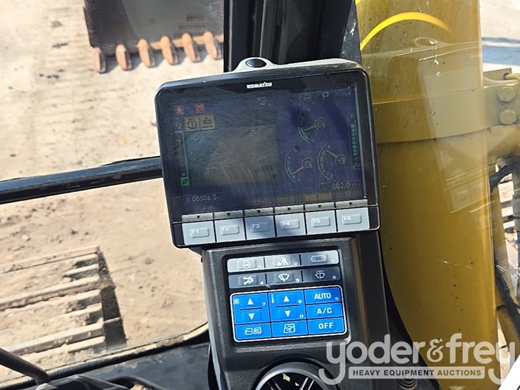 2021-komatsu-pc490-lc-11-image-67