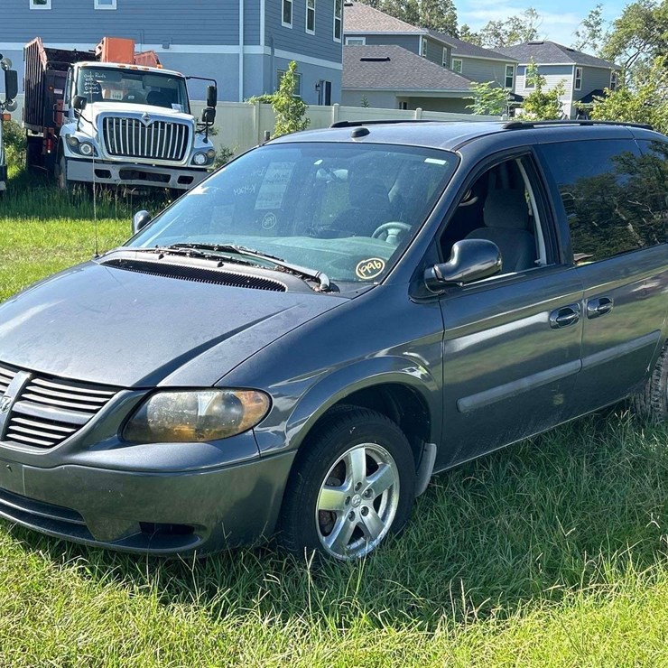 2005 DODGE CARAVAN