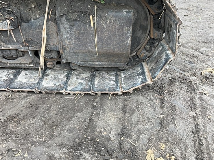 caterpillar-320-image-34