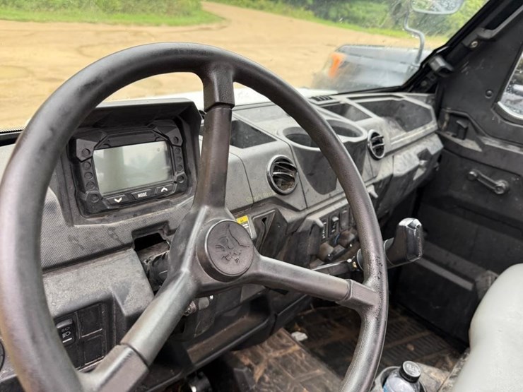 bobcat-diesel-utv-4x4-image-12