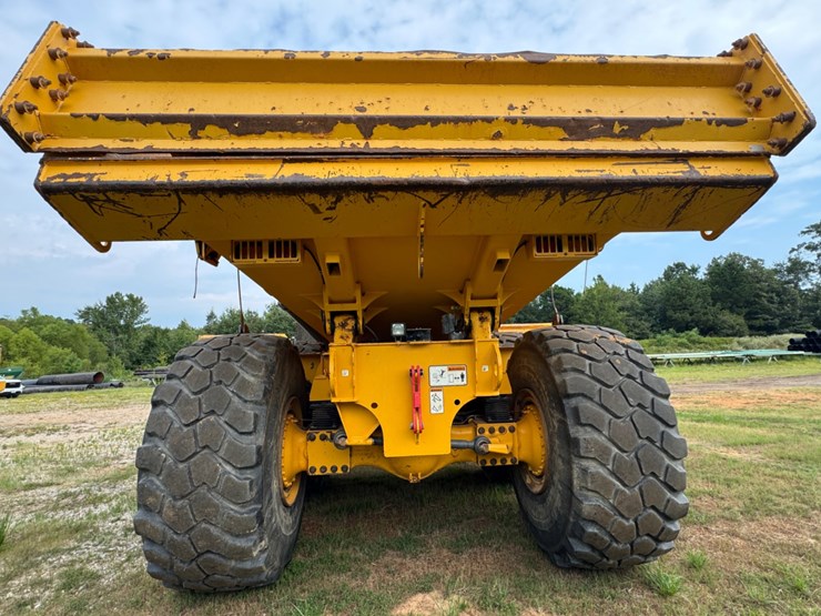 2021-volvo-a40g-image-6