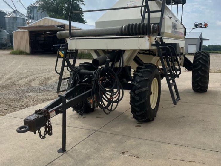 2005-bourgault-5200-image-3