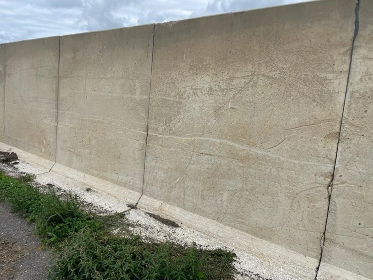 bunker-l-walls-(120'-+/--total)---off-site-image-5