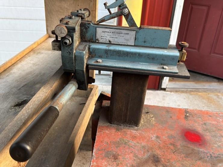 #129-•-2004-wood-mizer-lt300-bandmill-image-52