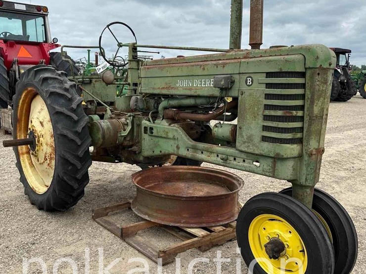 john-deere-b-image-1