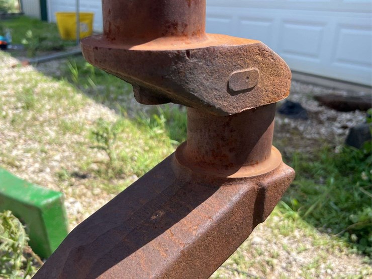 john-deere-model-g-crankshaft-and-flywheel-image-8