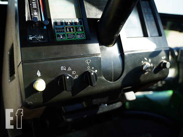 1990-john-deere-8760-image-40