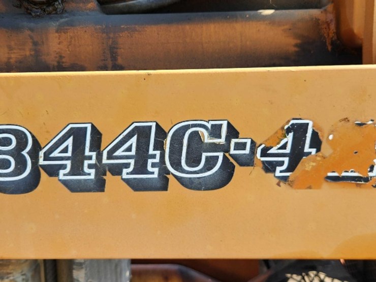 2001-lull-highlander-844c42-telescoping-8000#-lift.-serial-number-01w21p223795.-cummins-diesel-image-2