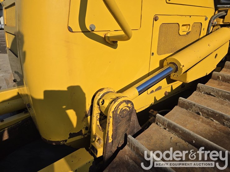 2023-komatsu-d61pxi-24-image-29