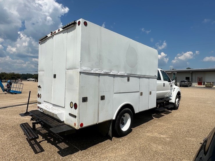2009-ford-f650-image-3