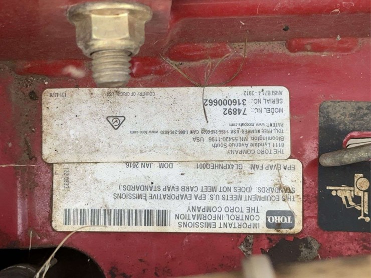 toro-titan-mx5400-zero-turn-mower-image-21