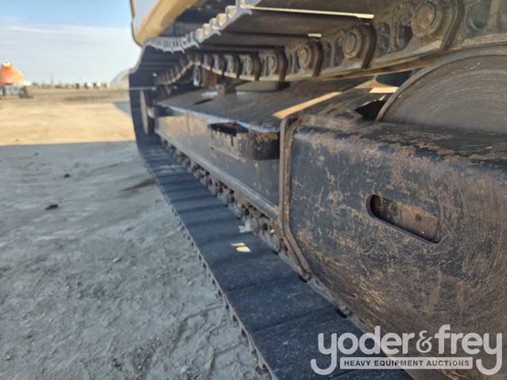 2022-deere-130g-image-28
