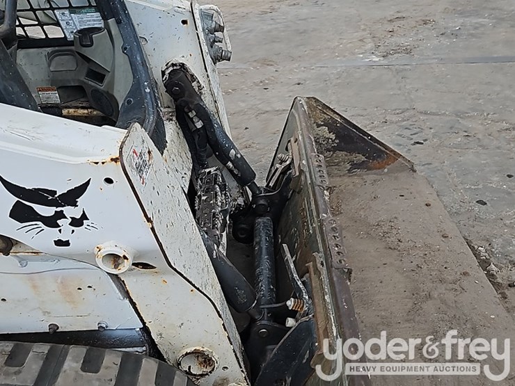 2018-bobcat-t590-image-12