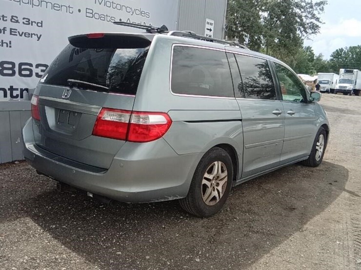 2006-honda-odyssey-image-8