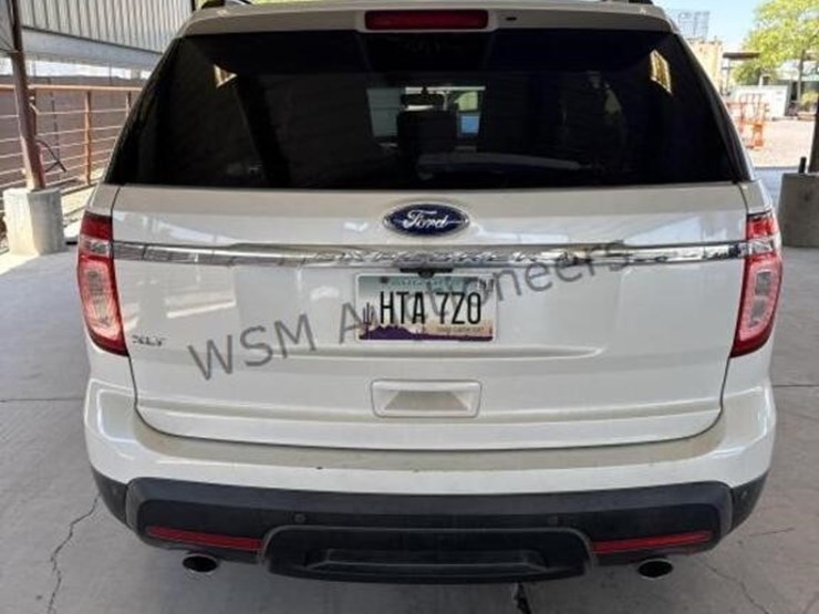 2011-ford-explorer-xlt-image-6
