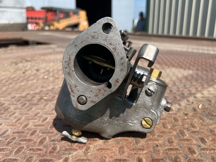 marvel-schebler-dltx67-carburetor-image-2