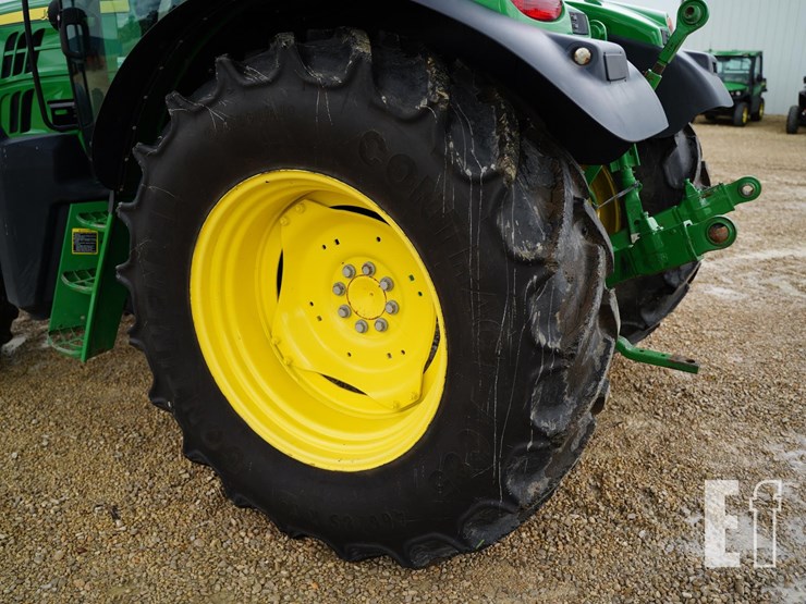 2014-john-deere-6115r-image-28