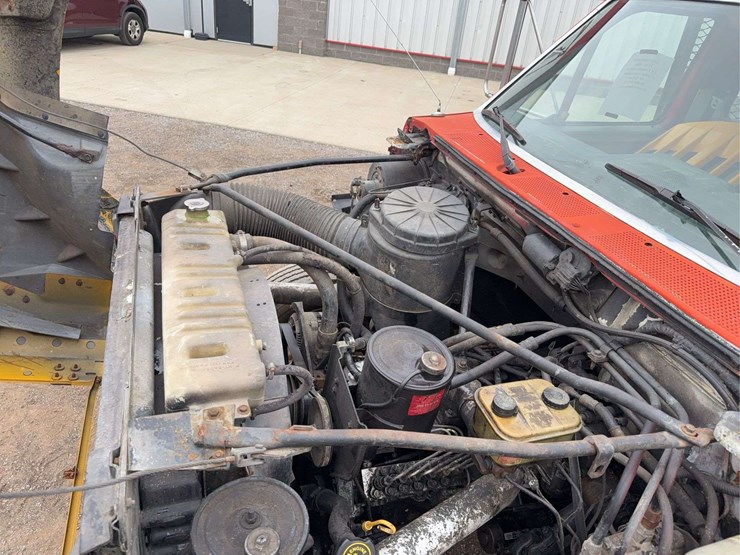 1995-ford-f600-image-28