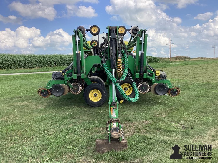 john-deere-db60-image-2