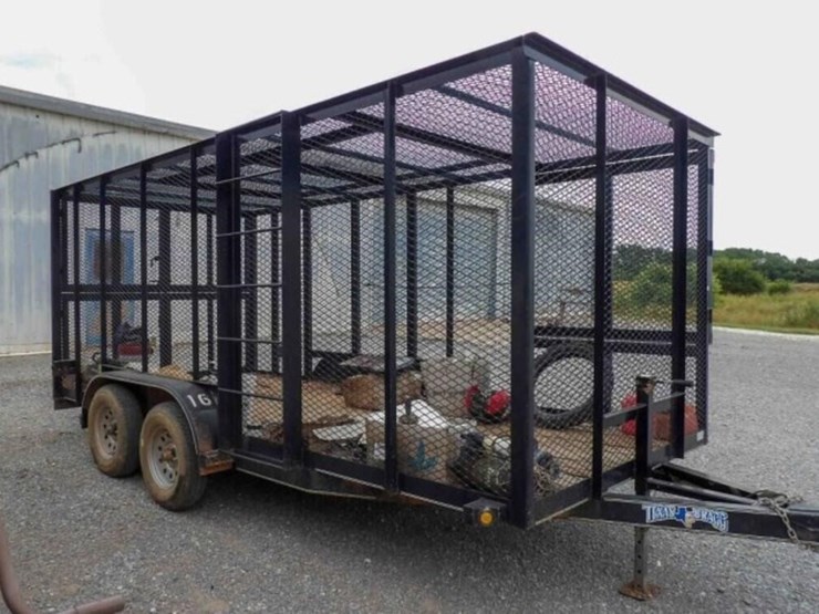 16'-texas-bragg-enclosed-trailer-image-6