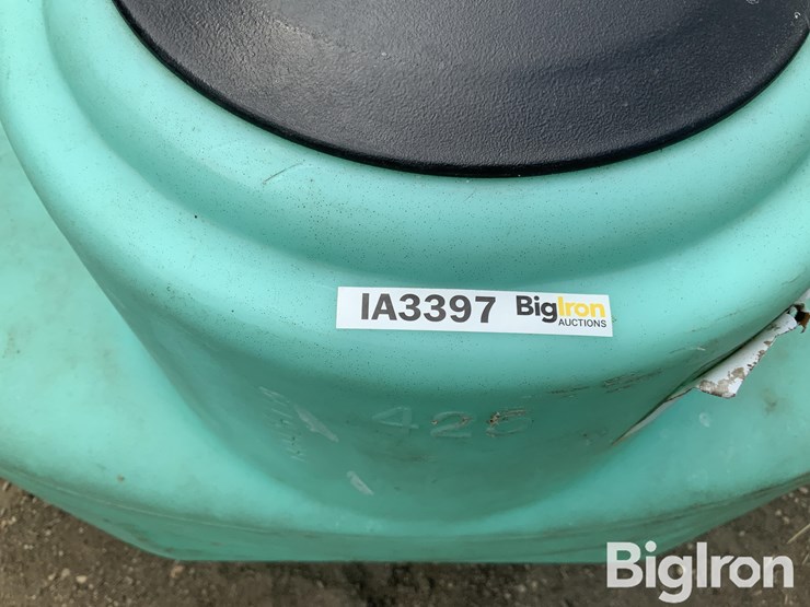 425-gal-plastic-water-tank-image-1