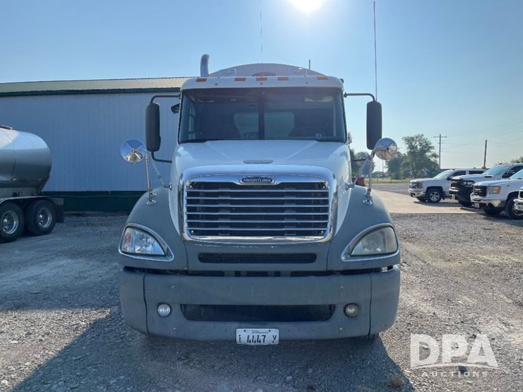 2007-freightliner-dry-tender-truck-(jn2725,-unit-108074)-image-3