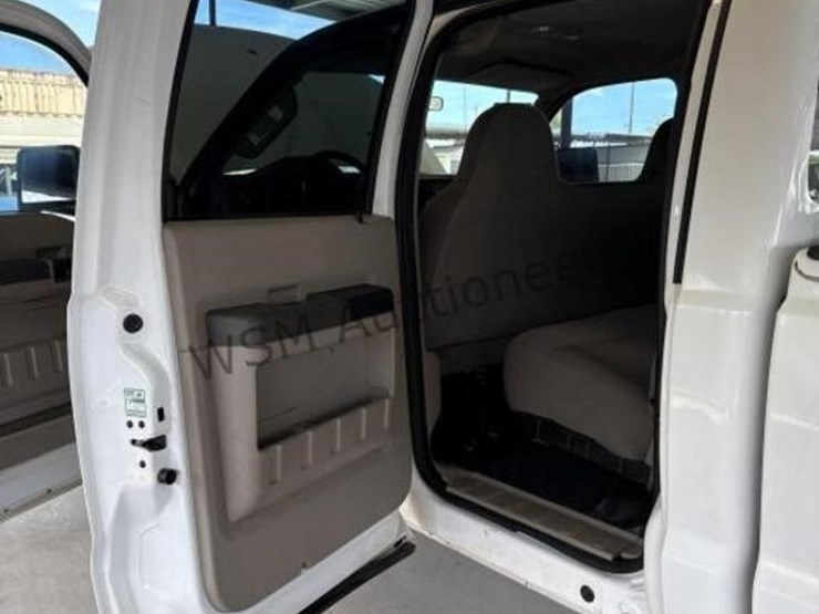 2008-ford-f250-image-27