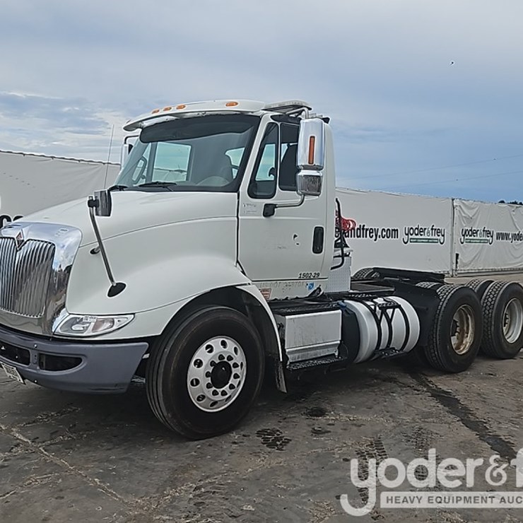 2016 INTERNATIONAL 8600