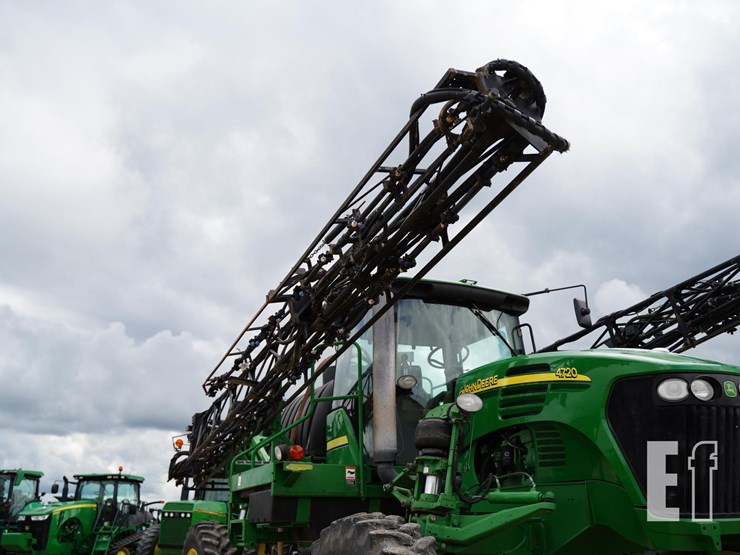 2007-john-deere-4720-image-18