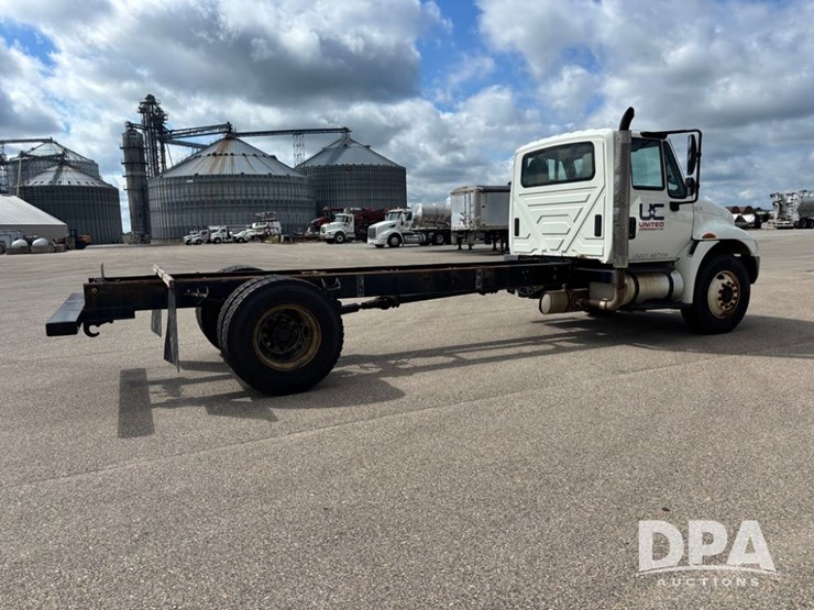 2007-international-durastar-4300-image-12
