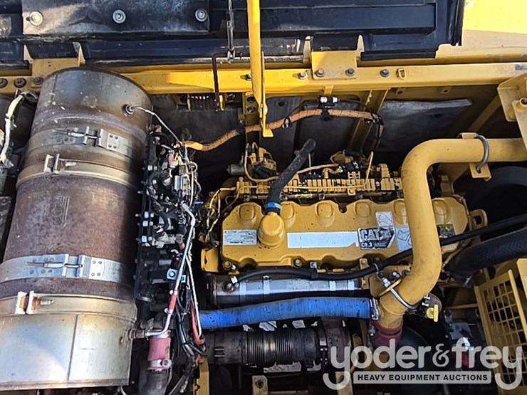 2015-caterpillar-336-f-image-60