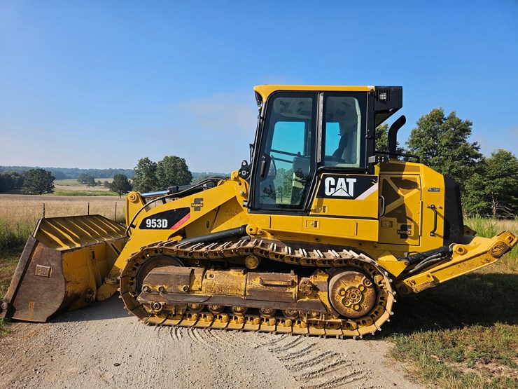 2014-caterpillar-953d-image-9
