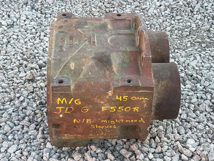 john-deere-model-g-block-image-3