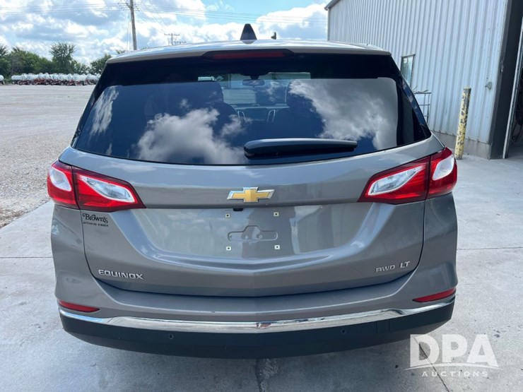 2018-chevrolet-equinox-lt-image-30