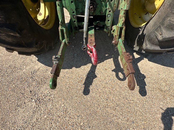 john-deere-6400-image-9