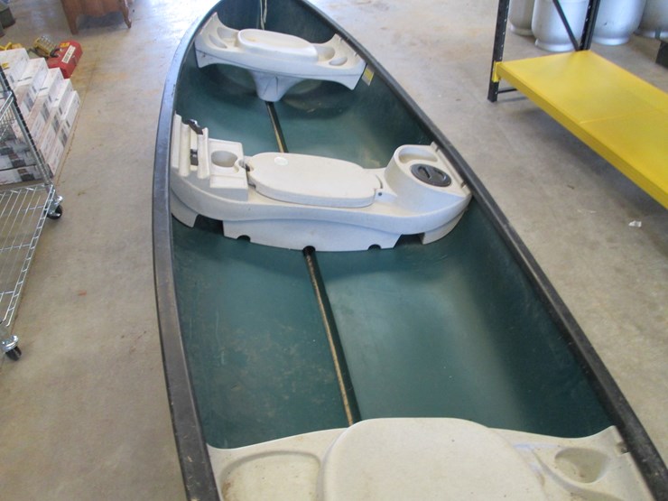 #23-•-#26938-•-mackinaw-~15’-canoe-jok37352l617-image-6