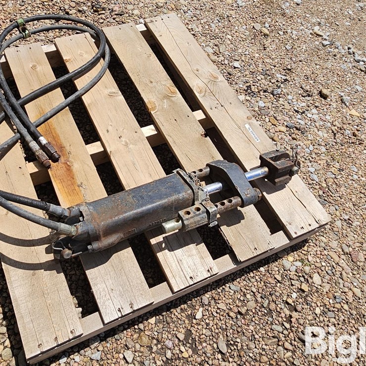John Deere Equipment Hydraulic Cylinder