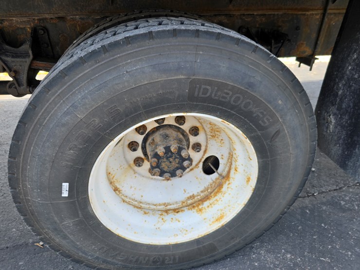2012-international-durastar-4300-image-87