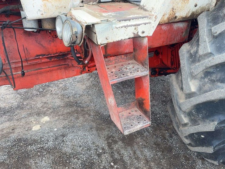 1977-case-970-2wd-tractor-image-24