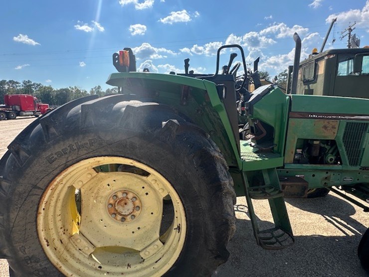 john-deere-6400-image-43