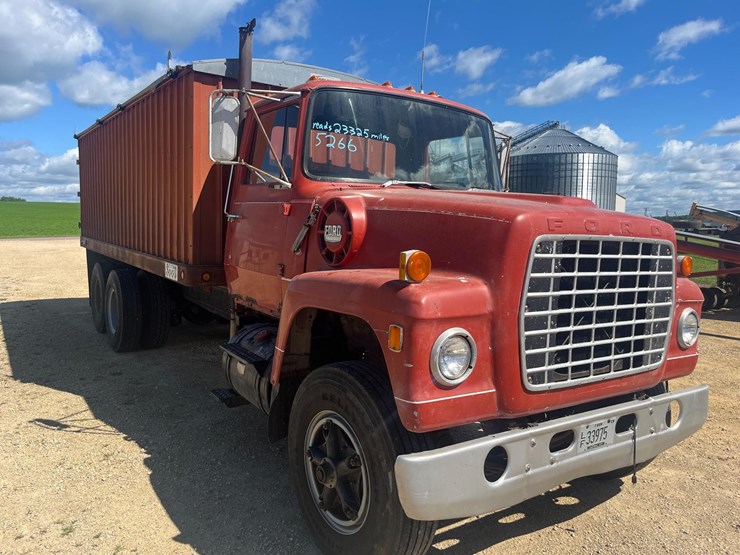 1971-ford-l8000-image-1