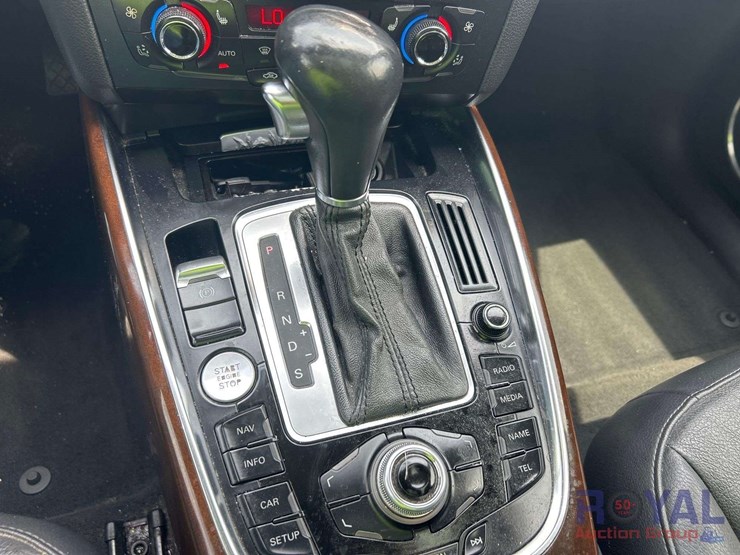 2012-audi-q5-image-18