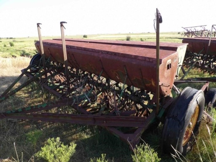 john-deere-double-drill-w/-attachment-image-3