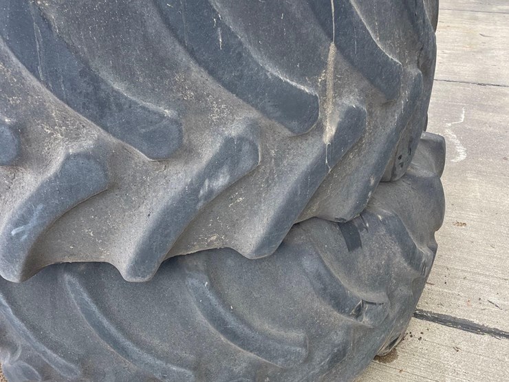 2-firestone-710/70r38-tractor-tires-image-5